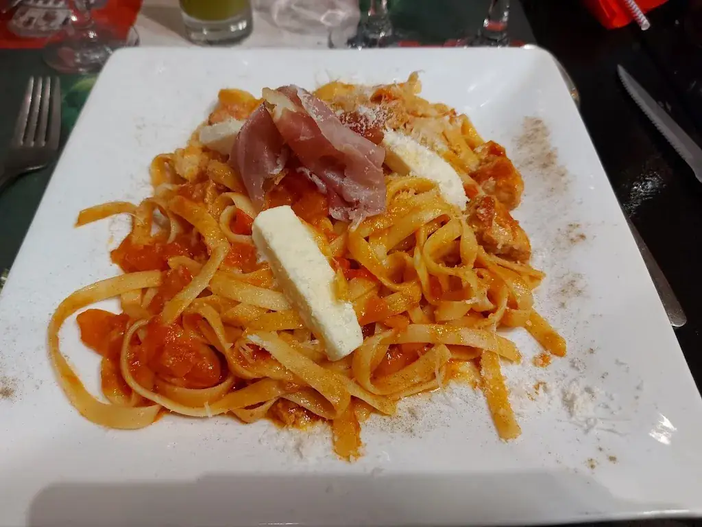 Menu_Pizzeria La Mamma_Florenville_image_9