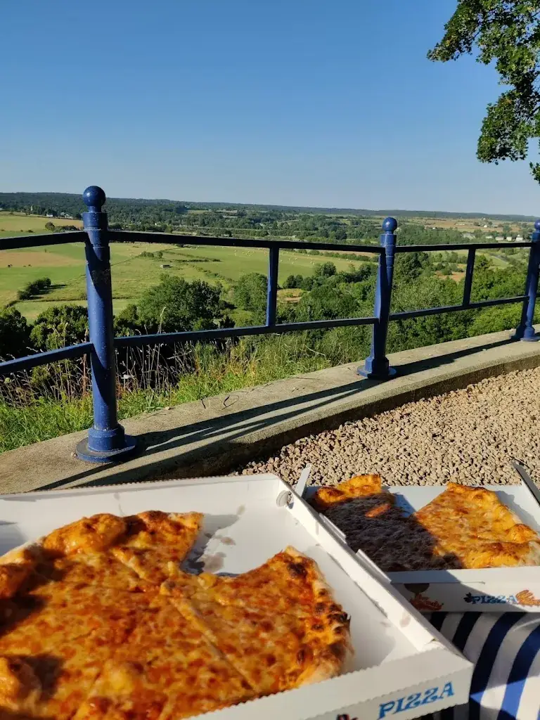 Marie_Pizzeria La Mamma_Florenville_review