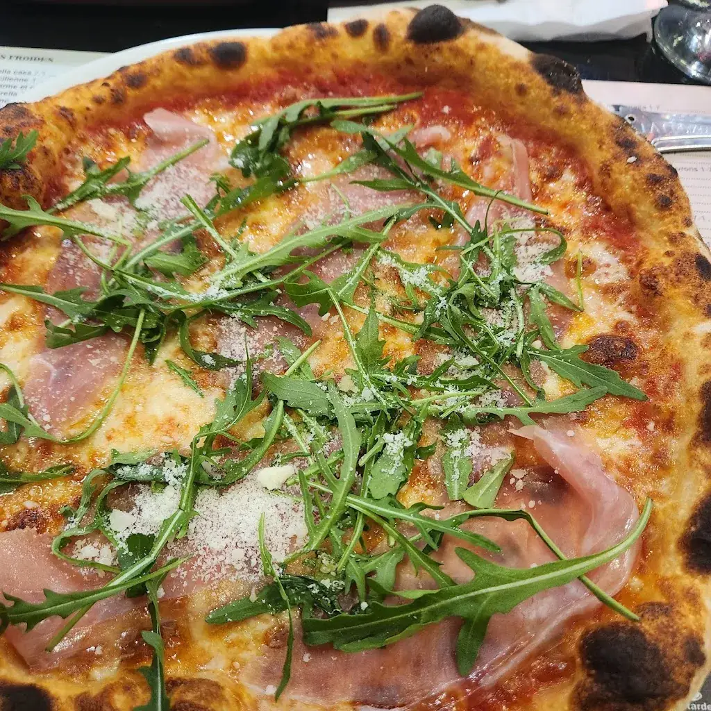 Pizzeria La Mamma_Florenville_slider_image_2