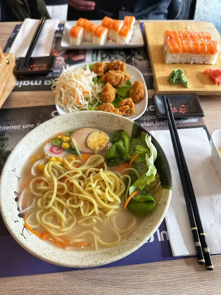 Menu_Sushi Flower_Frameries_imagen_4