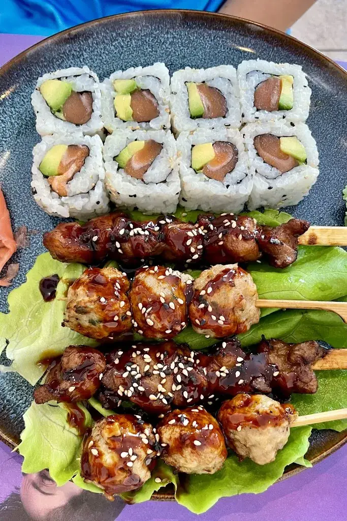 Menu_Sushi Flower_Frameries_imagen_8