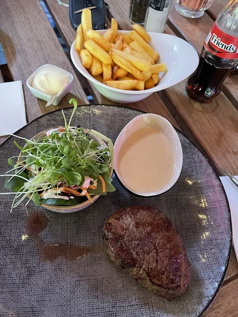 Post Office_Bar & Bistro fIIb_Wommelgem_review