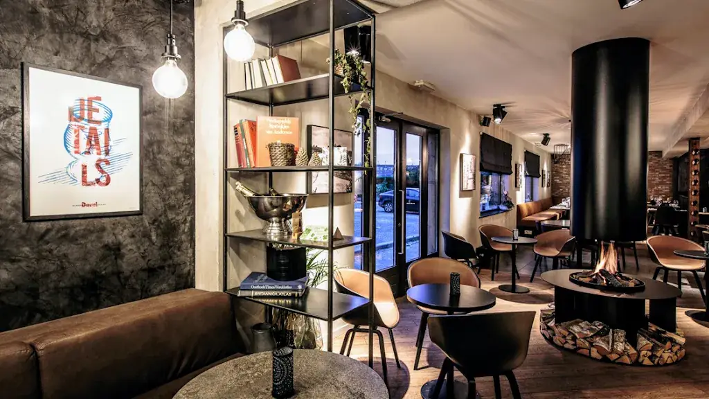 Bar & Bistro fIIb Restaurant in Wommelgem