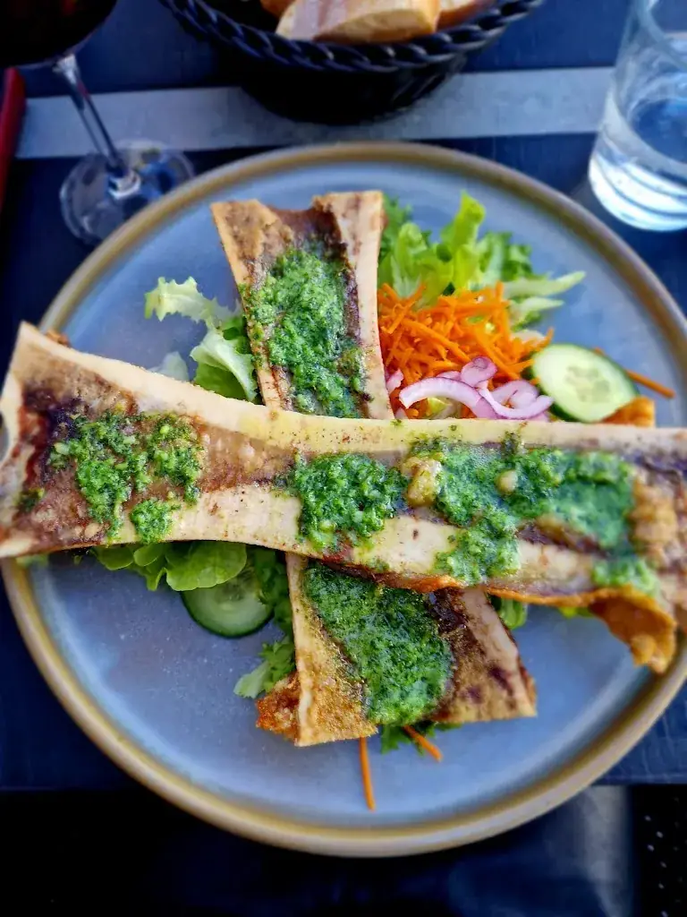 stephanie desterbecq_L'Étang des Légendes_Frasnes-lez-Anvaing_Bewertung