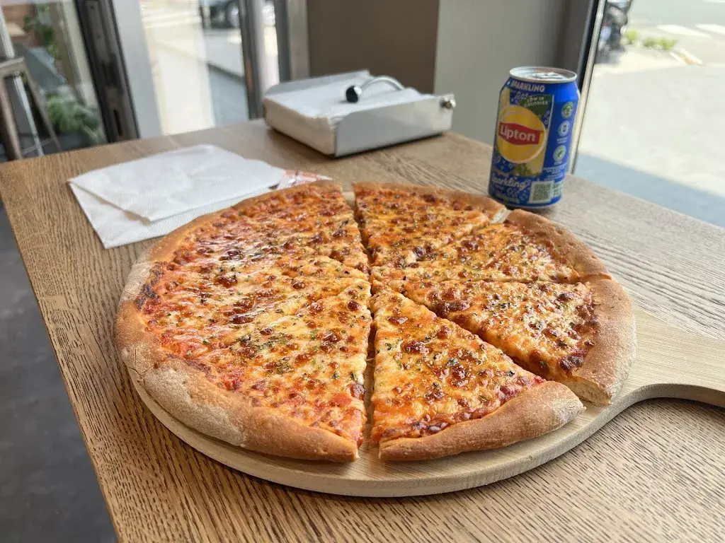 Miguel Cruz_Pizza Italia_Antwerpen_avis