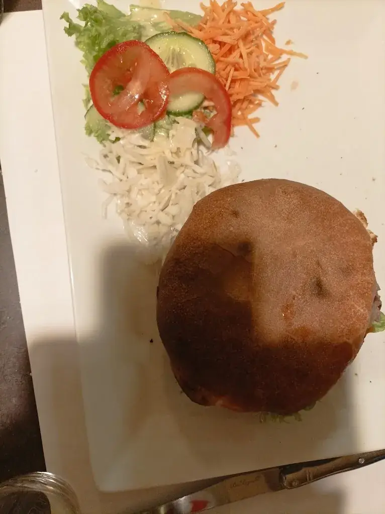 Patricia Thierry Codevelle_La Salière_Gedinne_review