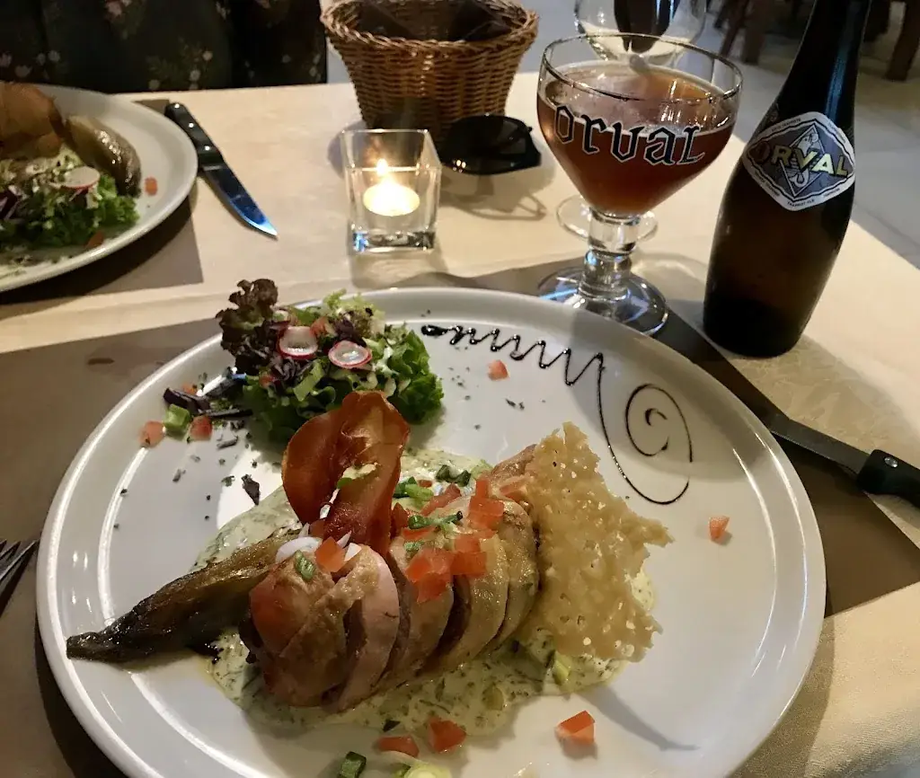 Shima A._Hotel de la Poste GEDINNE_Gedinne_review