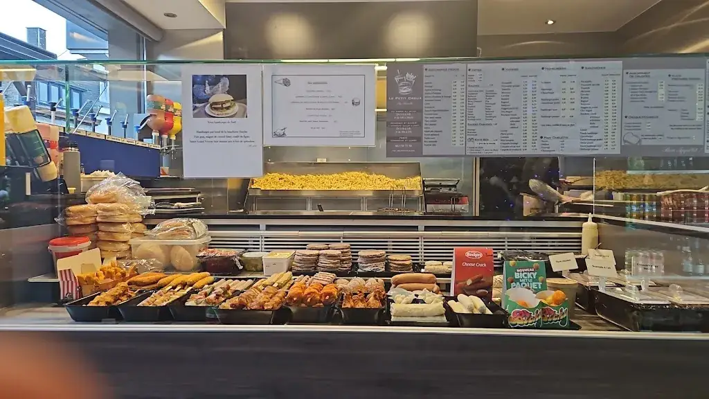 Le Petit Creux By Roselle Restaurant in Gedinne