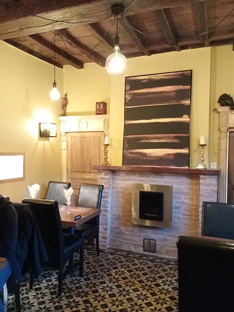 Le Petit Pont restaurant in Gesves