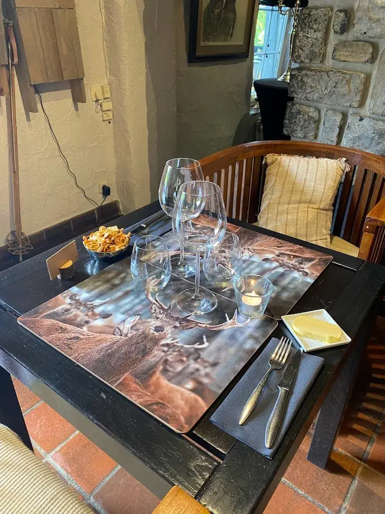 Miss cocotte-L'AUBERGESVES Gîte restaurant à Gesves