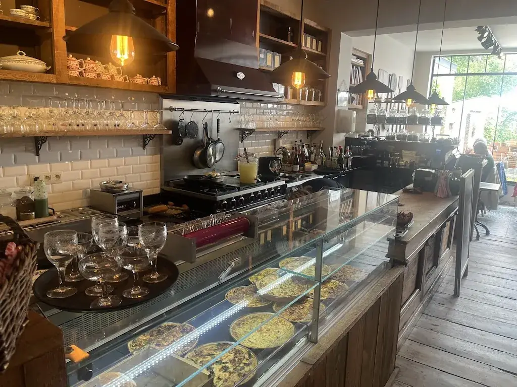 Chez Madame Oleson Restaurant in Genappe