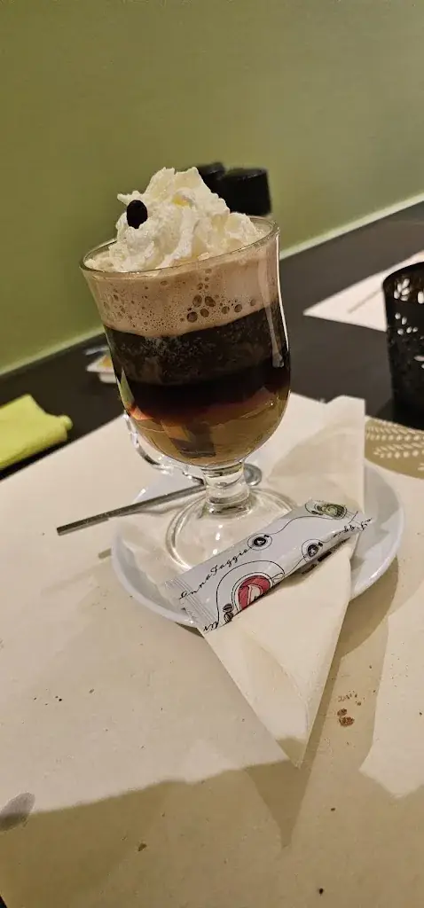 JM Lavilla_Belga l'est_Genappe_avis