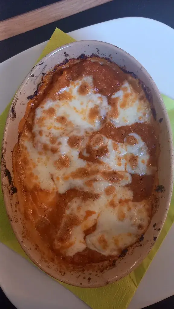 Jimney Hikes_Pizzeria Basilico_Gouvy_review