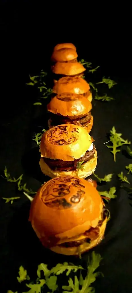 Chez Gus Friterie Thulin_Hensies_slider_image_3