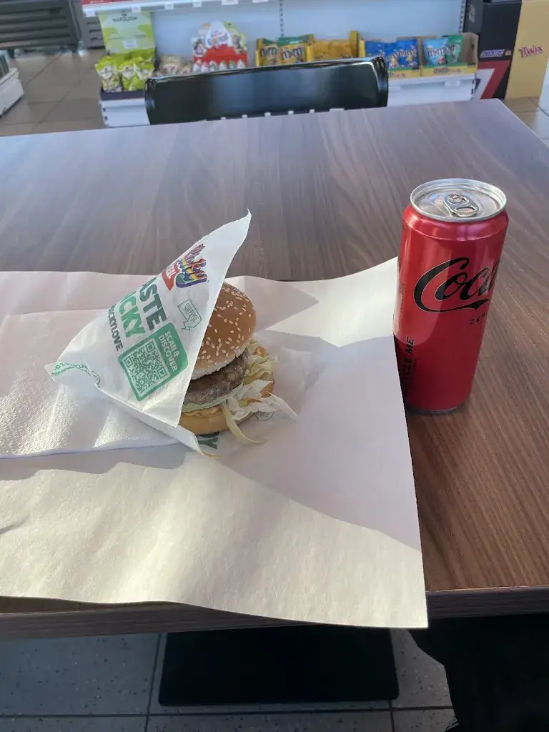 Uzair Alvi_ô delice_Hensies_review