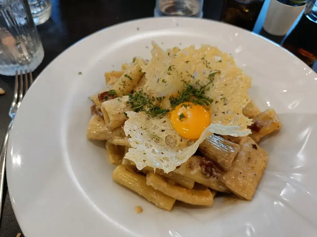 Niels Guillaume_Le Jacquemart_Hotton_review