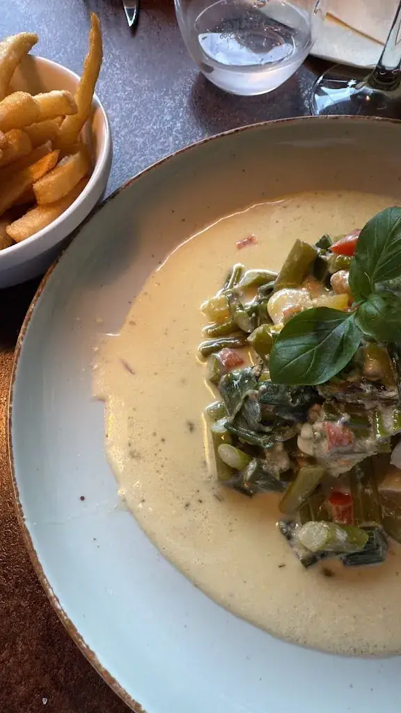 Orianne Potter_L'A Point_Hotton_review