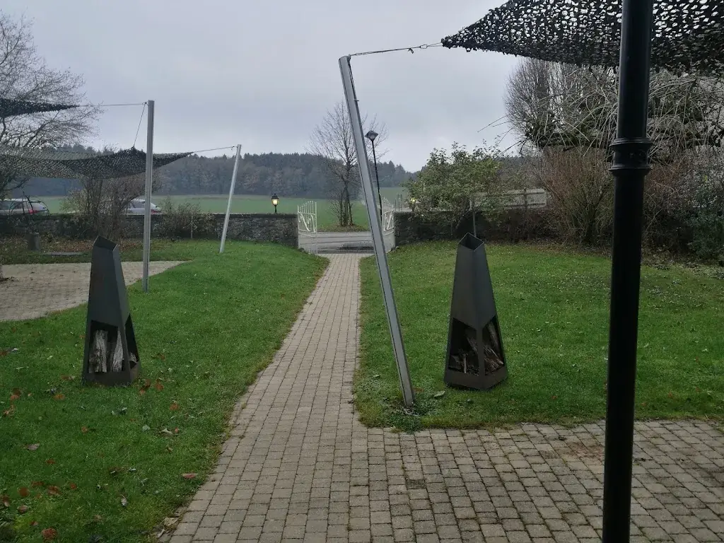 Rutger Frissaer_Les Pieds dans le Plat_Hotton_Bewertung