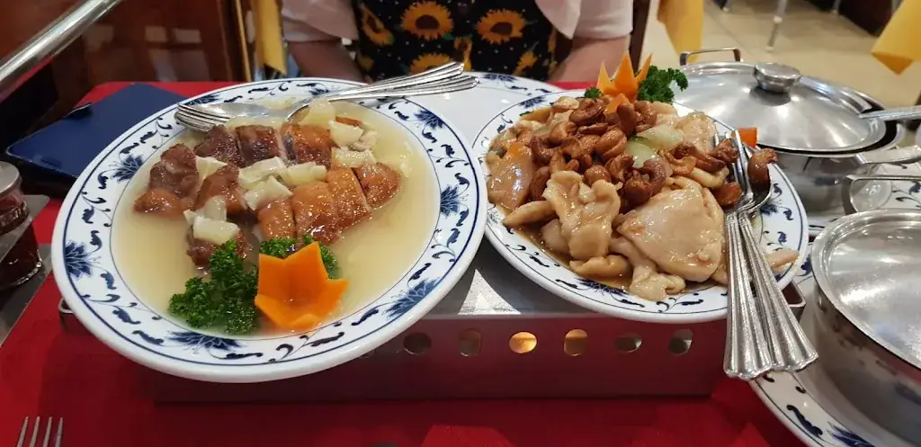 Fiona K_La Chine Hotton_Hotton_Bewertung