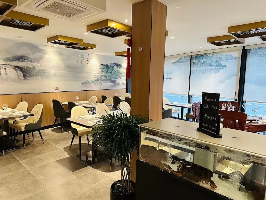 La Chine Hotton_Hotton_slider_image_1