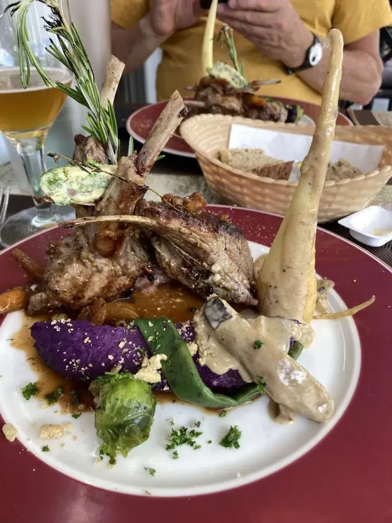 Louis-Philippe ENGELMANN_La Table de l'Ermite_Houyet_Bewertung