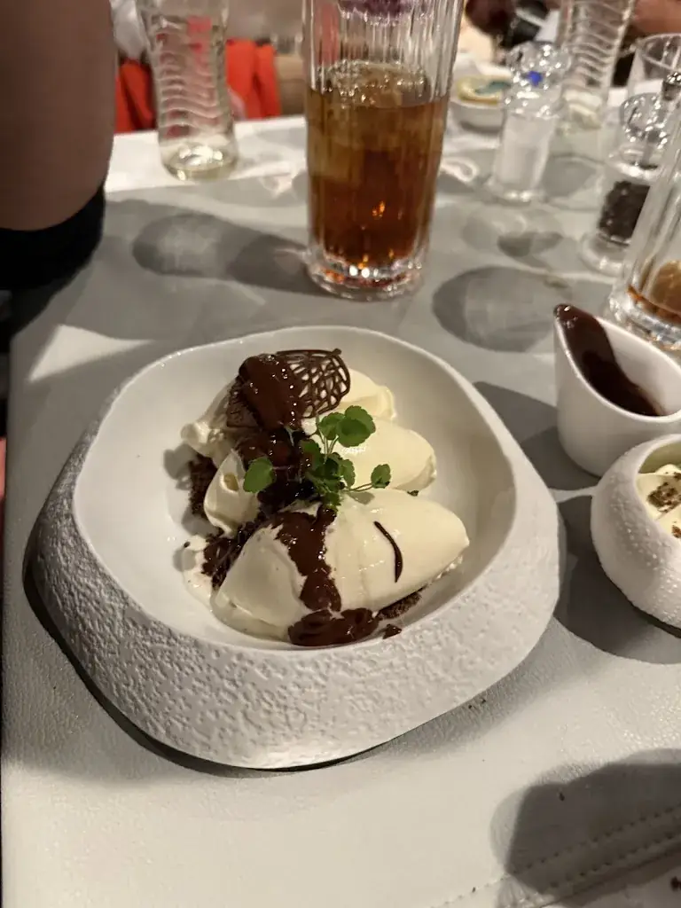 Hexa-gone_Herstal_slider_image_3