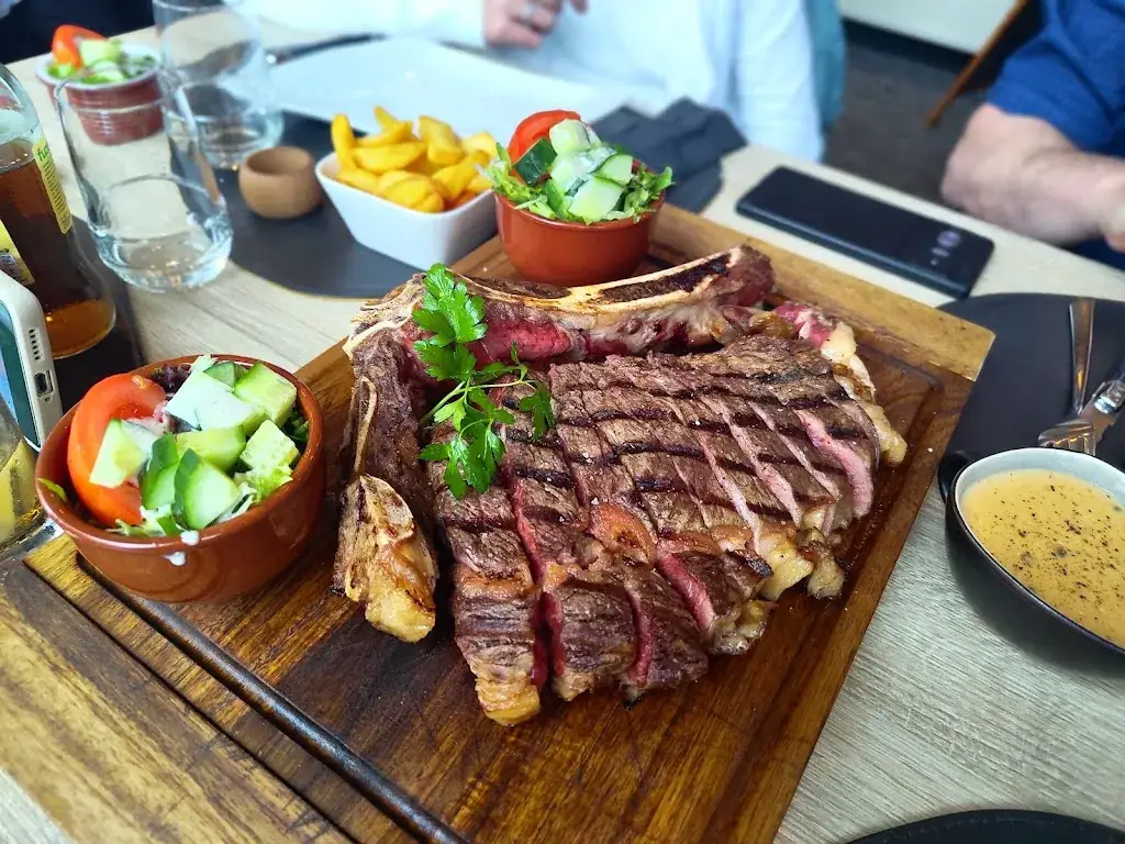 Le Bon Moment_Incourt_slider_image_2