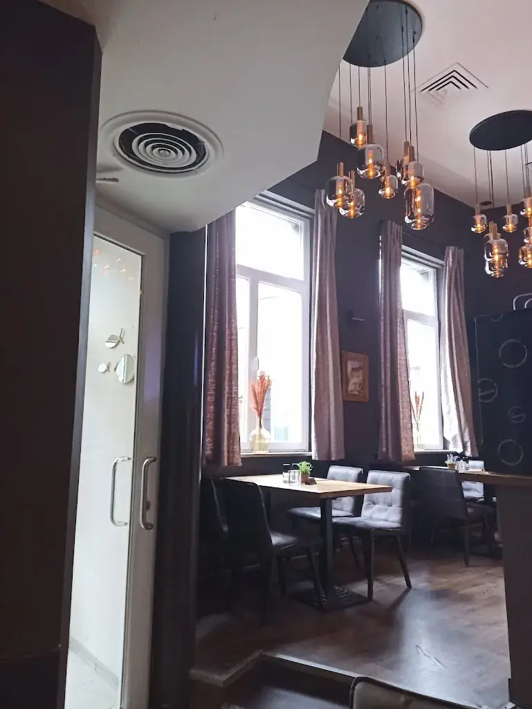 Manu Henrotte_Le Neptune_Jodoigne_Bewertung