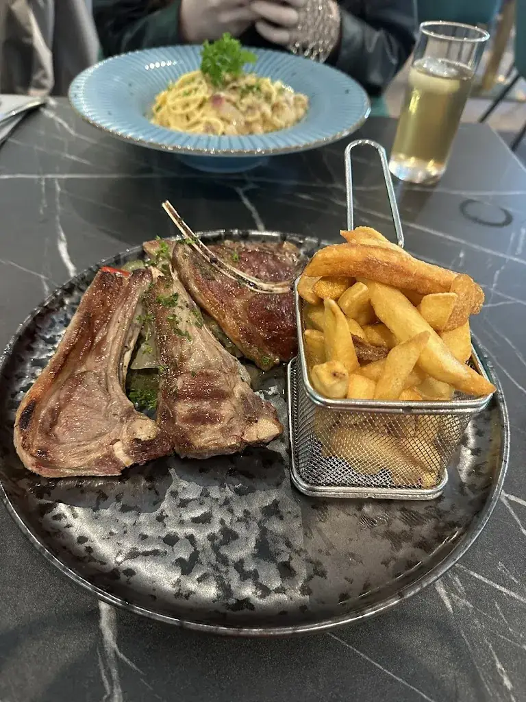 Andrii Kuzmenko_Da Baingio & Maria_Ittre_reseña