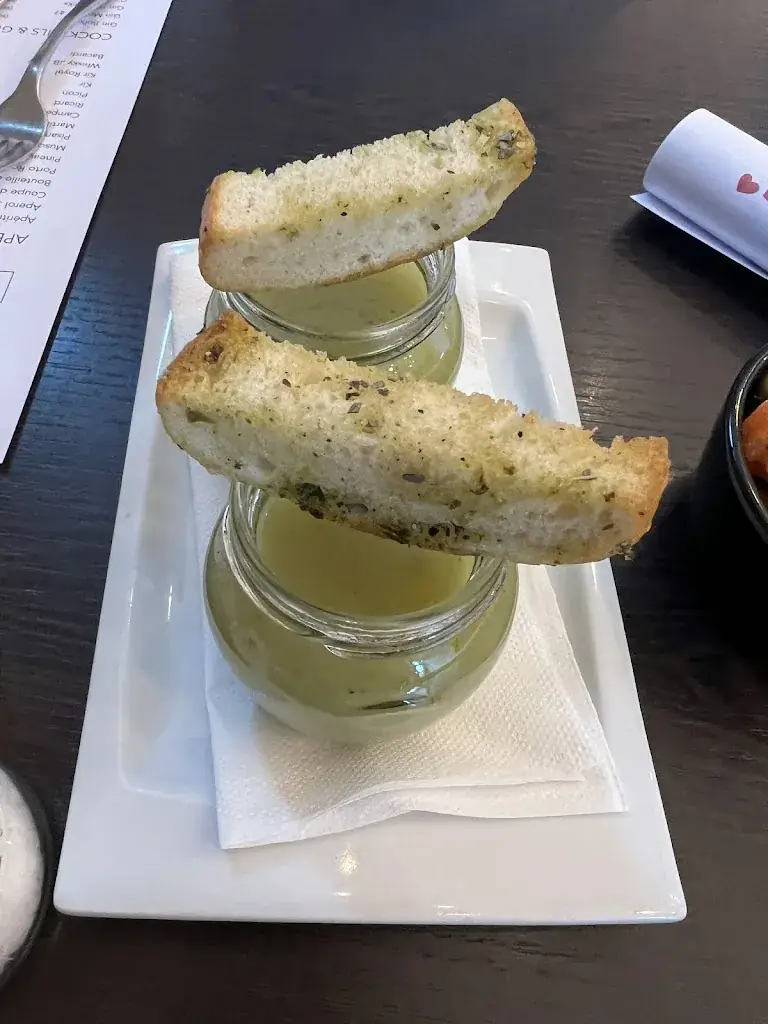 Artem Shymko_A Casa Vostra_Ittre_review