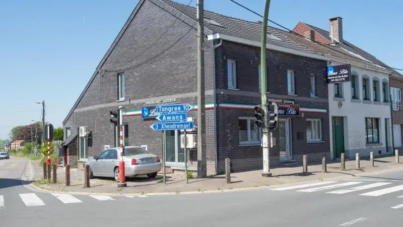 Luna Blu_Juprelle_slider_image_3