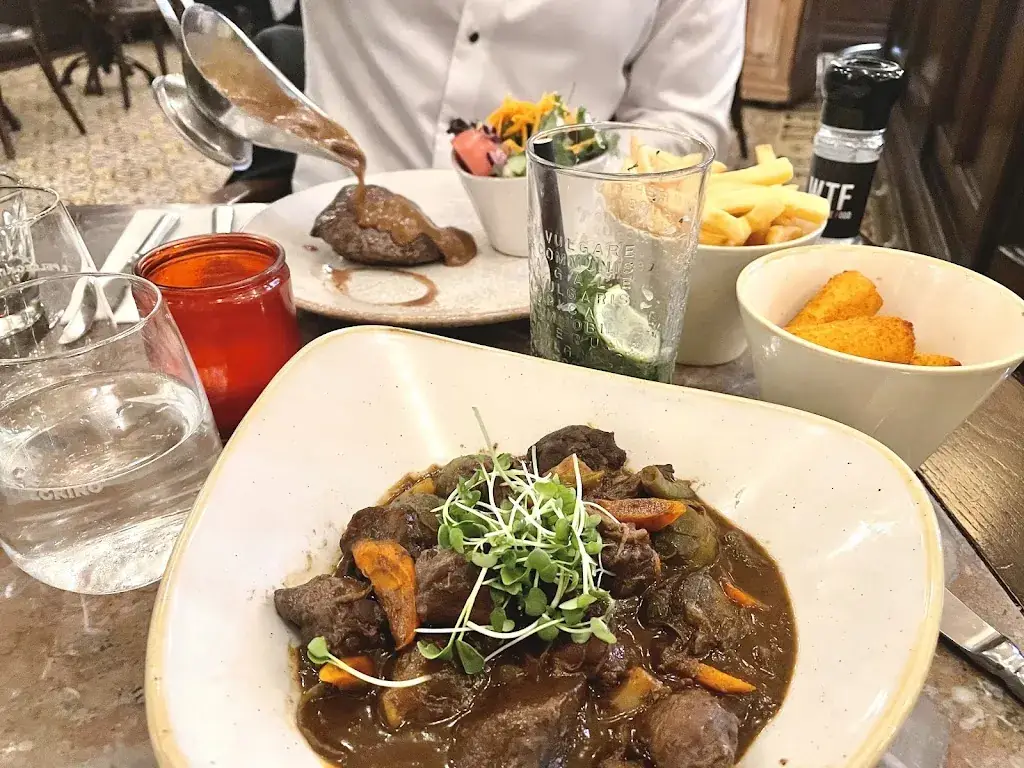 Alex Xueyan Feng_vieux depot restaurant_Brasschaat_Bewertung