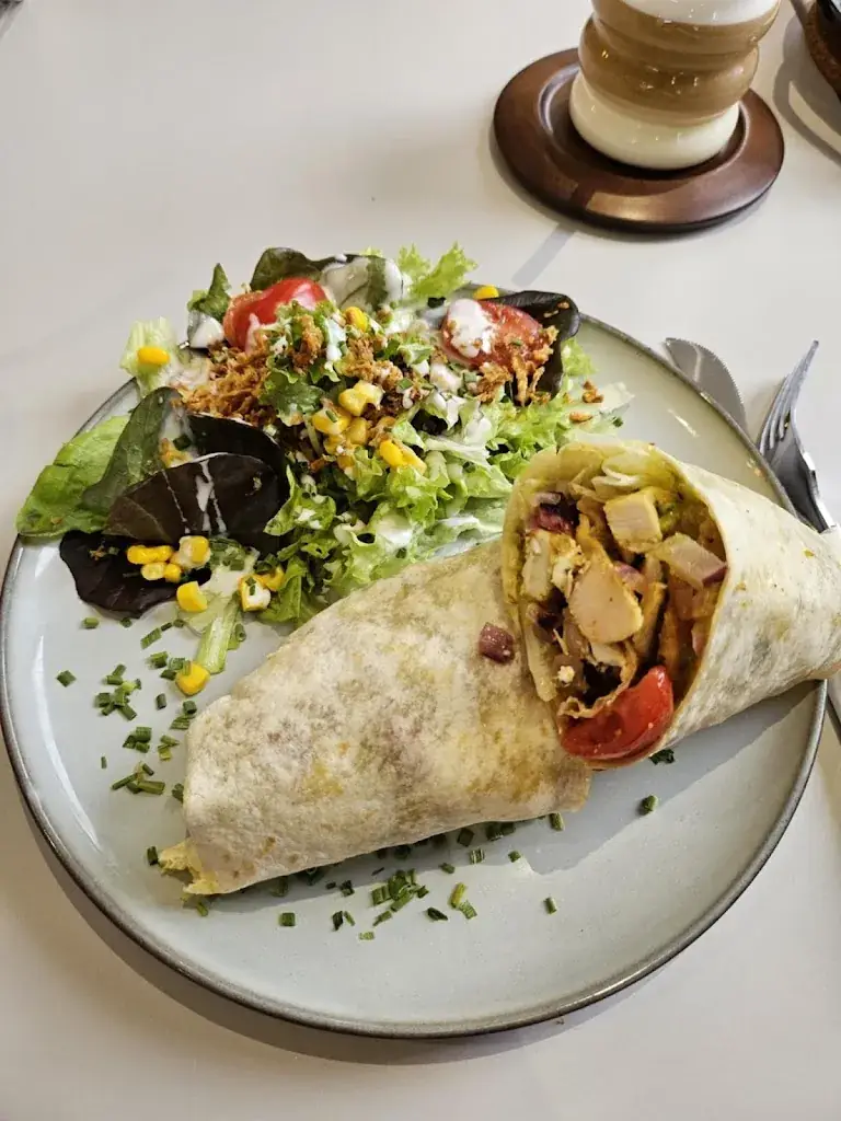 chapi le bambinou_Inhadda_Liège_review