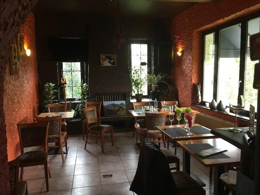 La Paillote Africaine Restaurant in Huy