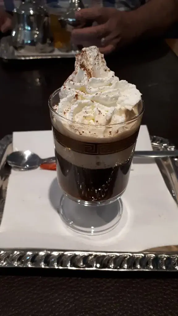 Le thé à la menthe_Huy_slider_image_3