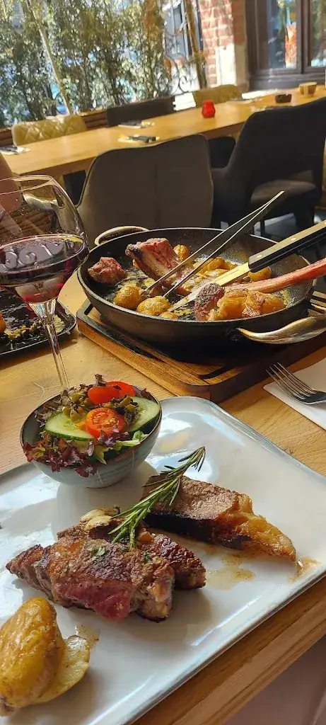 Liliana Rodriguez_Rive Gauche_Huy_review