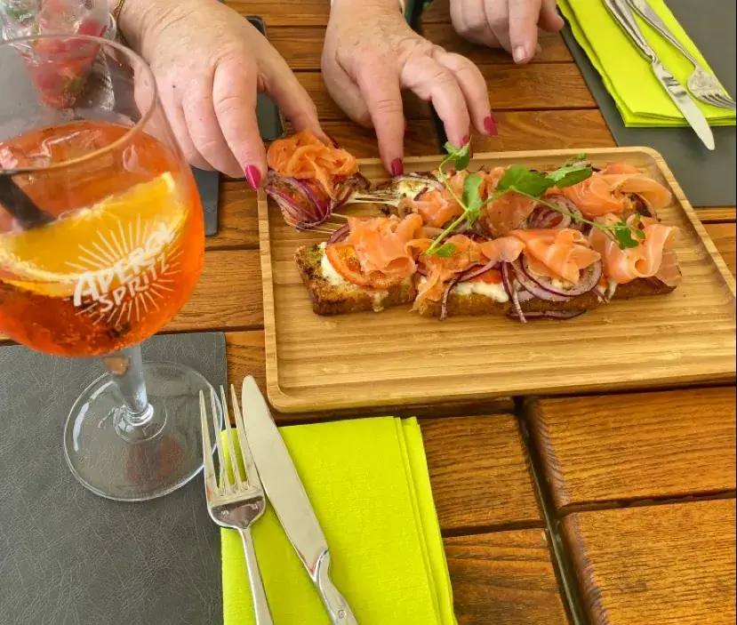 Sofia Barradas_L'Atmosphère_Huy_review