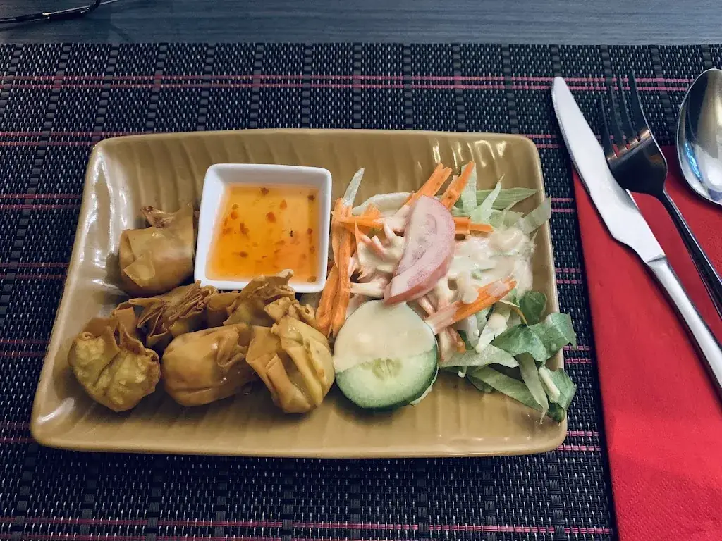 Aurélie Renard_Royal Thaï_Huy_review