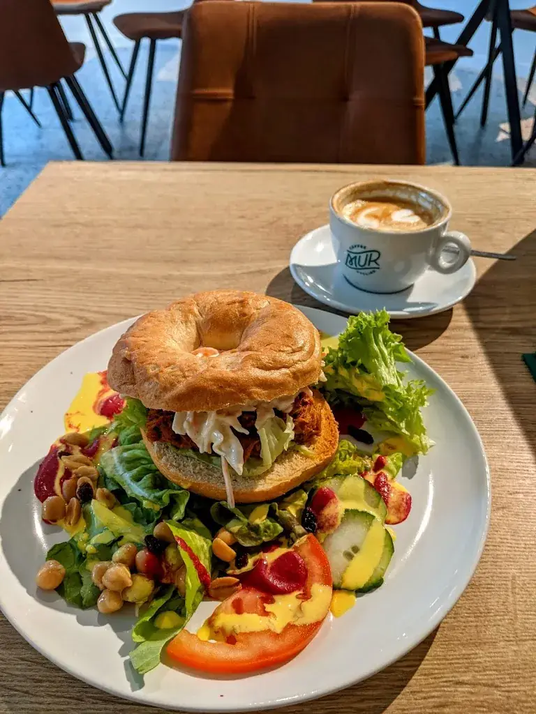 Tim_MUR - Coffee & Cycling_Huy_review