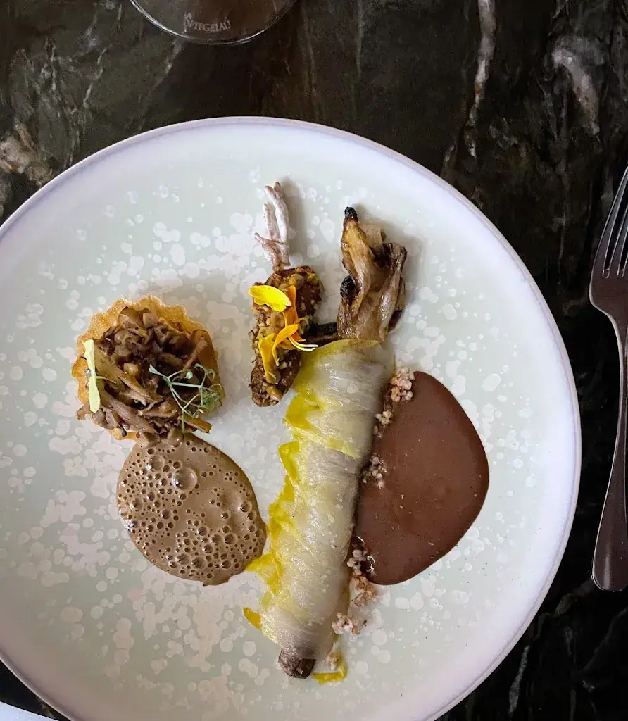 Arabelle Meirlaen_Marchin_slider_image_2