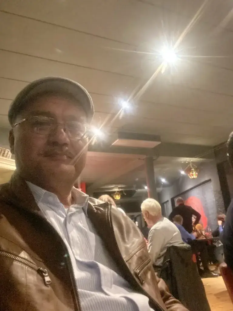 Hesham Andejani_Ô Damas_Hulpe_avis