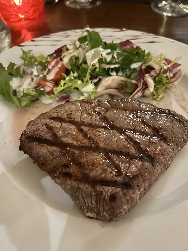 Lis Tho_La Pizzarella 2_Jurbise_review