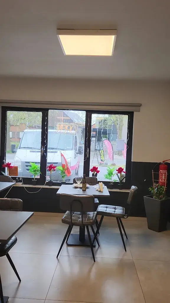 Cumin & Cannelle_Jurbise_slider_image_2