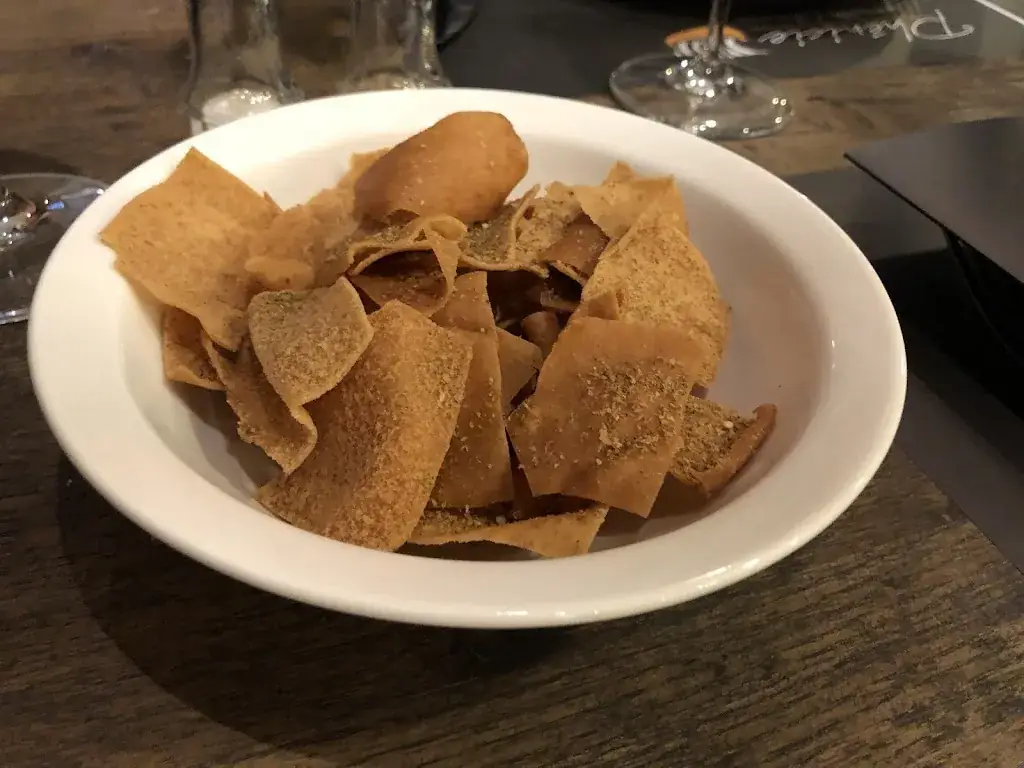 Ahmed Said Calik_Phénicie_Jurbise_review