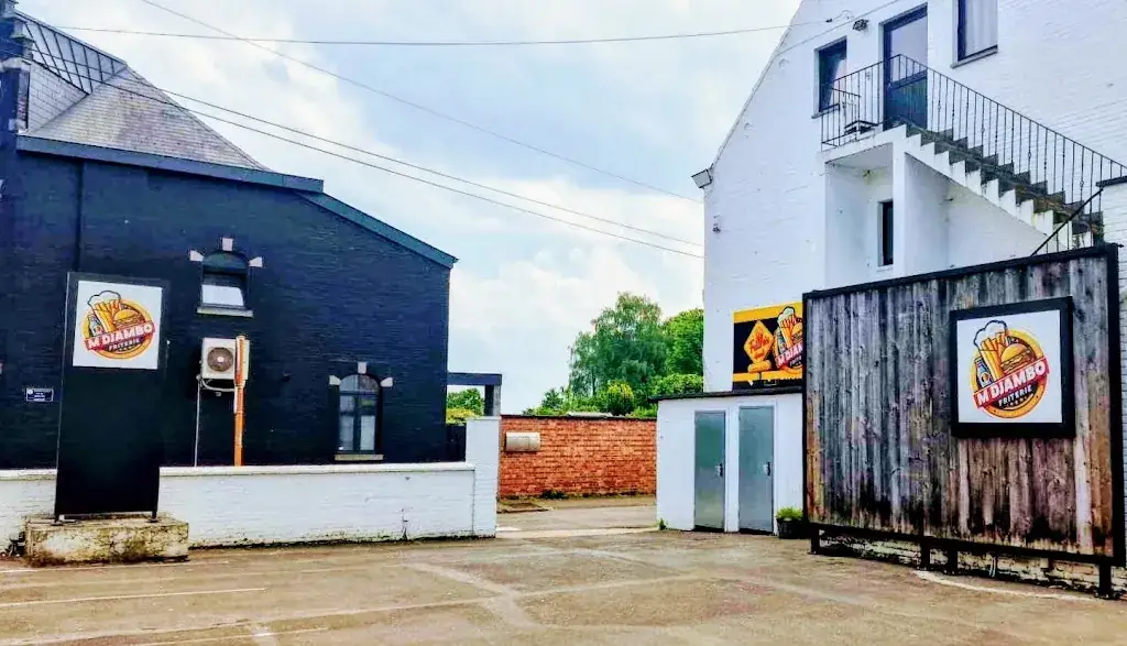 Mdjambo Restaurant in Jurbise