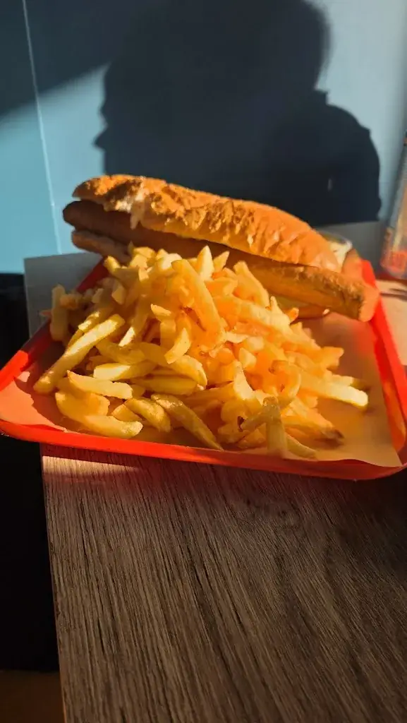 Celas Walace_La Belle Frite_Jurbise_review