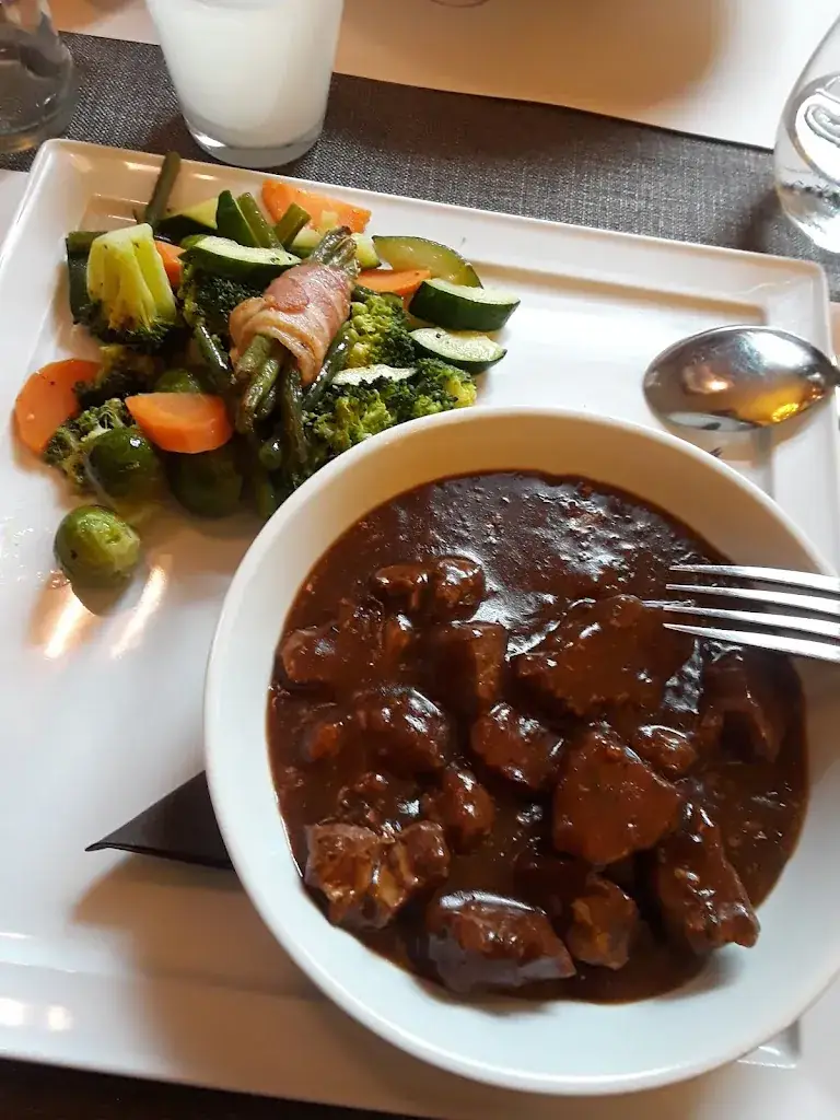 Izzie Zga_De Potter_Bree_review