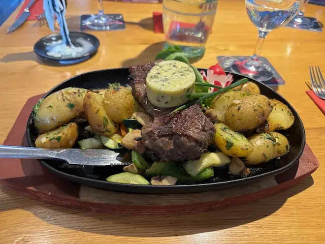 Julian Wong_Living in Kelmis_Kelmis_review