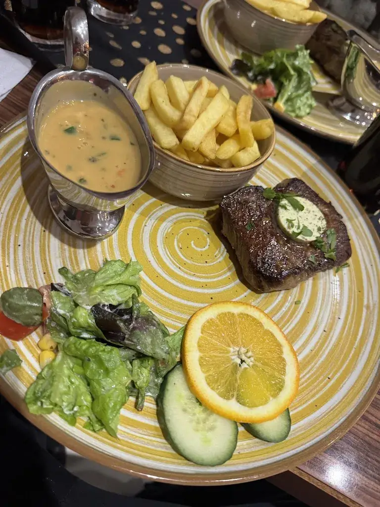 Dony_Kelmis_slider_image_2