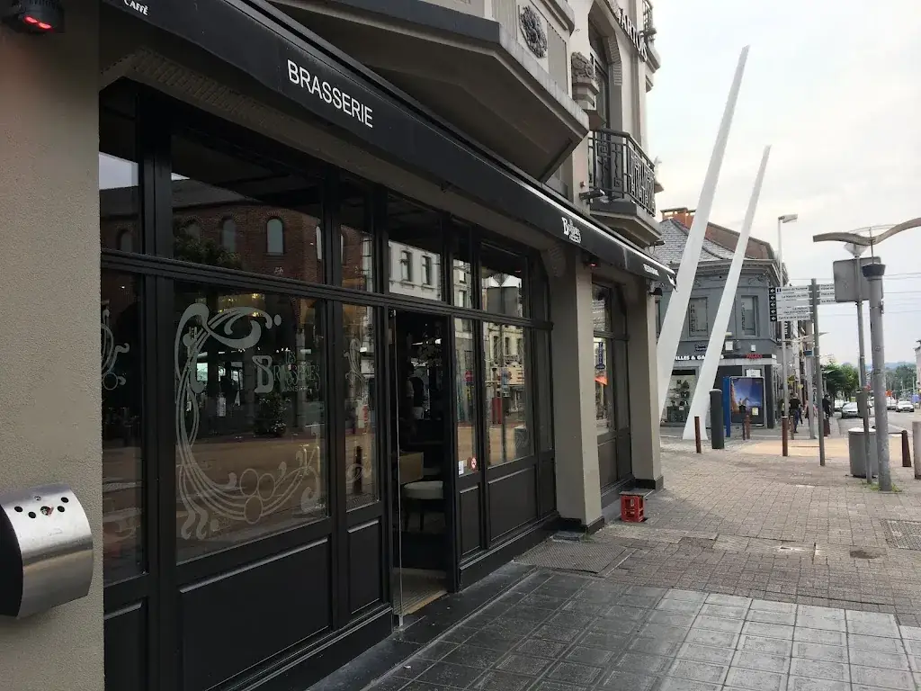 James McEwan_Le Mansart_Louvière_avis